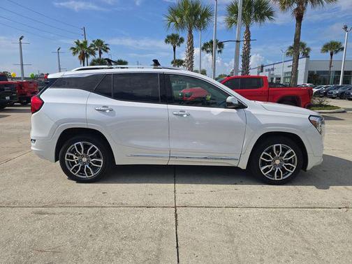 White Frost Tricoat 2022 GMC Terrain Denali