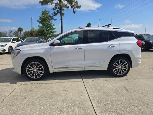 White Frost Tricoat 2022 GMC Terrain Denali