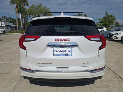 White Frost Tricoat 2022 GMC Terrain Denali