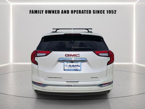 White Frost Tricoat 2022 GMC Terrain Denali