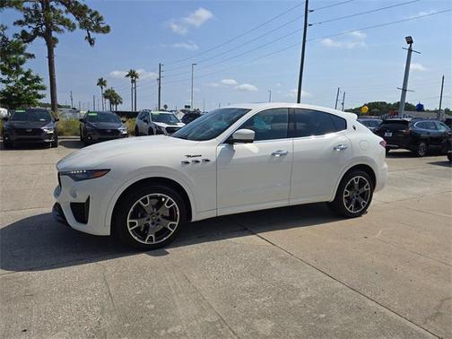 2023 Maserati Levante Modena