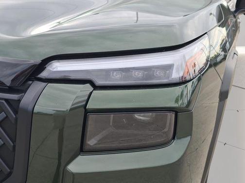 Deep Emerald Green Pearl 2026 Subaru Outback Touring XT