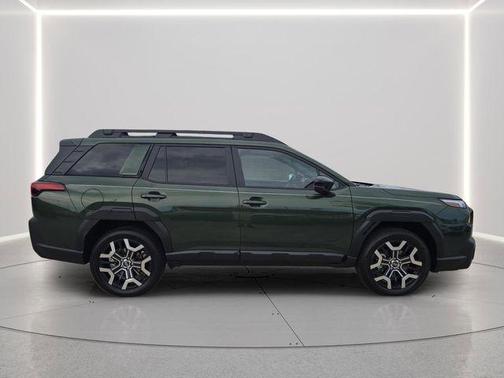 Deep Emerald Green Pearl 2026 Subaru Outback Touring XT