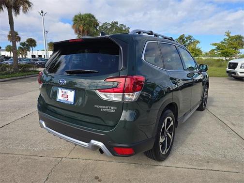 2023 Subaru Forester Touring