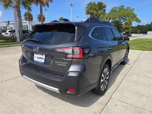 2025 Subaru Outback Touring
