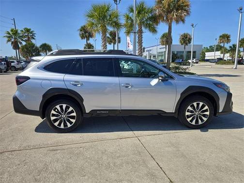 2025 Subaru Outback Touring