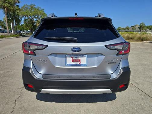 2025 Subaru Outback Touring