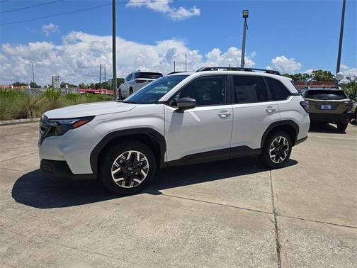 2025 Subaru Forester Premium