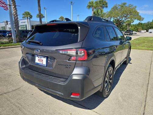 Magnetite Gray Metallic 2023 Subaru Outback Onyx Edition XT