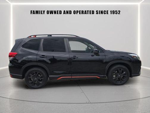 Crystal Black Silica 2024 Subaru Forester Sport