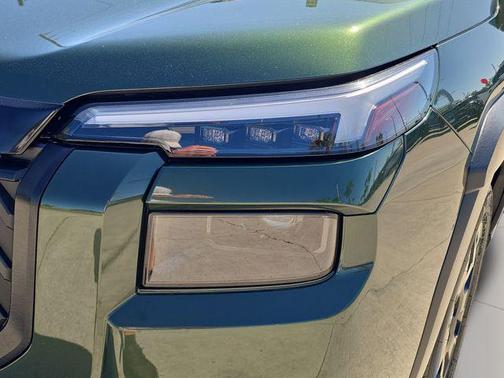 Deep Emerald Green Pearl 2026 Subaru Outback Limited