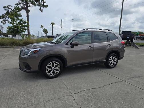 2022 Subaru Forester Premium