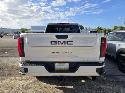 2025 GMC Sierra 2500 Denali Ultimate