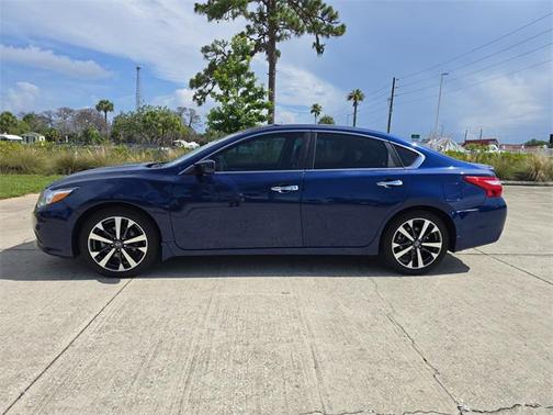 2016 Nissan Altima 2.5 SR