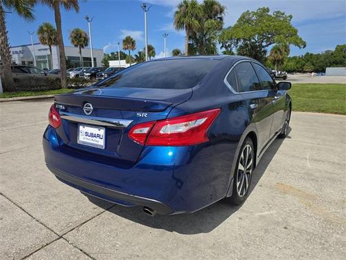 2016 Nissan Altima 2.5 SR