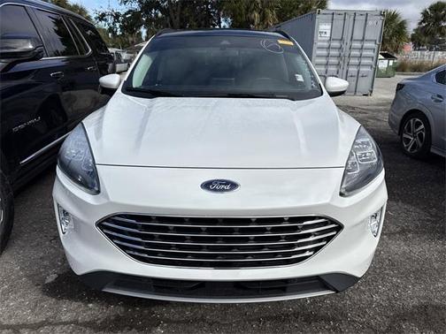 2022 Ford Escape Titanium
