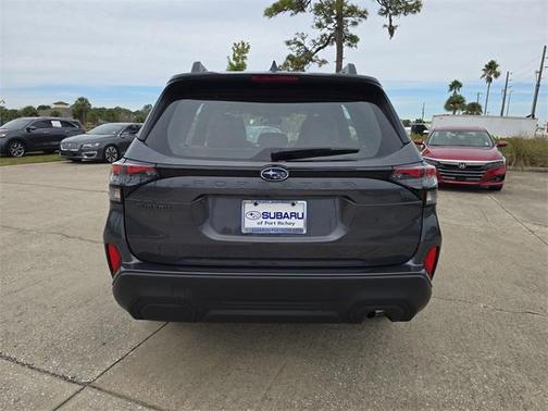 2025 Subaru Forester Base