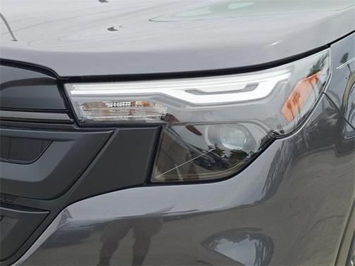 2025 Subaru Forester Base