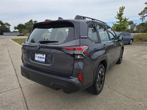 2025 Subaru Forester Base