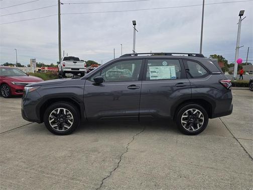 2025 Subaru Forester Base