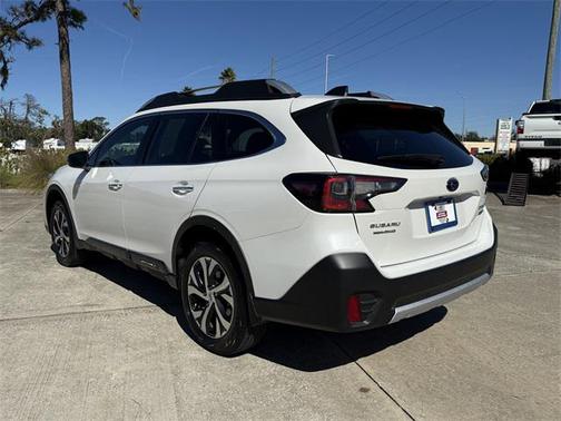 2022 Subaru Outback Touring