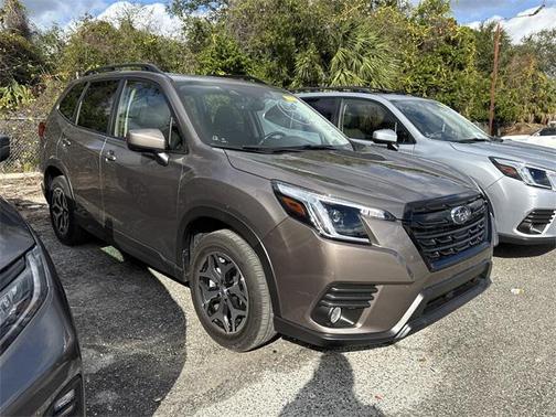 2023 Subaru Forester Premium