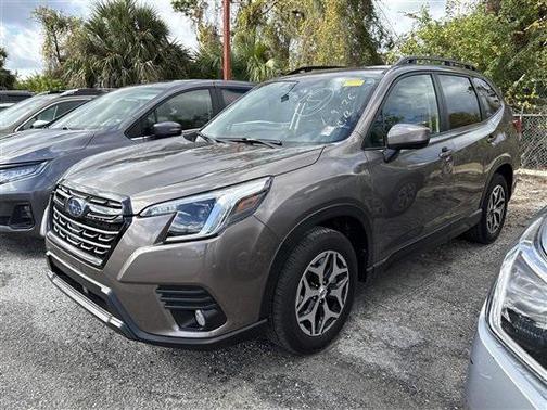 2023 Subaru Forester Premium