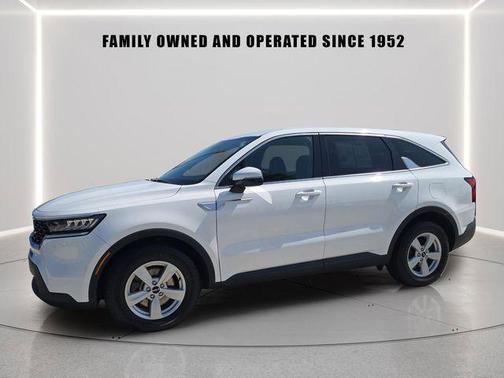 2022 Kia Sorento LX
