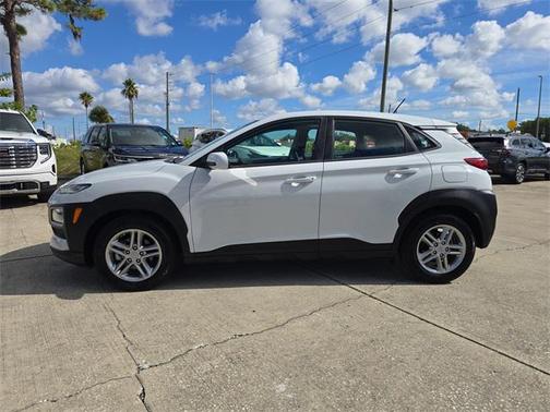 2021 Hyundai KONA SE