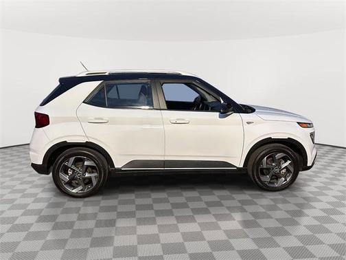 2024 Hyundai VENUE Limited