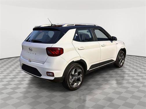 2024 Hyundai VENUE Limited