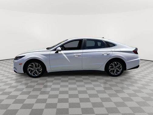 Quartz White 2022 Hyundai SONATA SEL