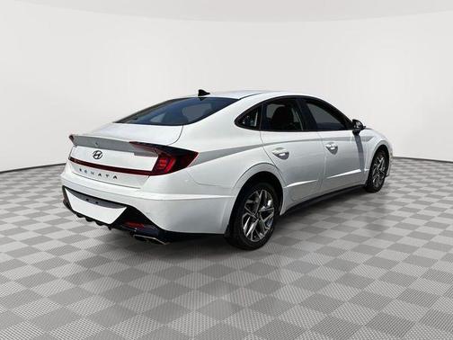 Quartz White 2022 Hyundai SONATA SEL