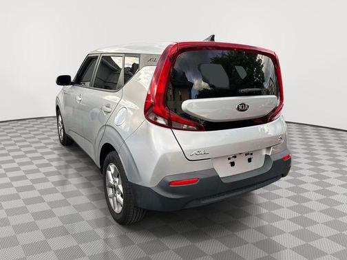 Sparkling Silver 2021 Kia Soul S