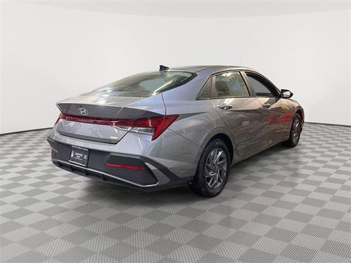 2024 Hyundai ELANTRA HEV Blue