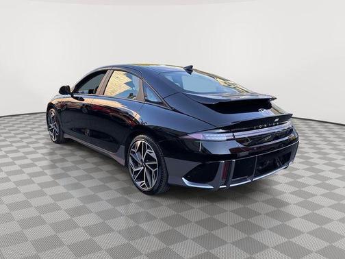 Onyx Black 2024 Hyundai IONIQ 6 SEL