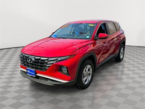 2022 Hyundai TUCSON SE