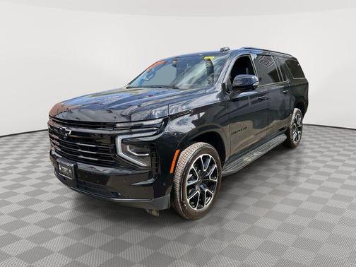 Black 2025 Chevrolet Suburban RST