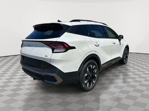 Snow White Pearl 2023 Kia Sportage Plug-In Hybrid X-Line Prestige