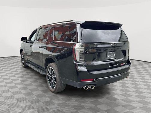 Black 2026 Chevrolet Suburban RST