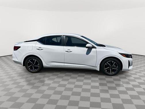 Cloud White 2024 Nissan Sentra SV