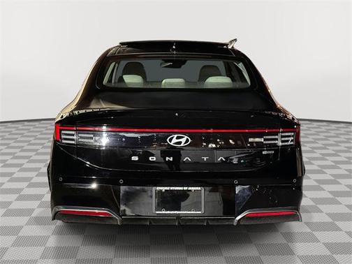 2024 Hyundai SONATA Hybrid Limited