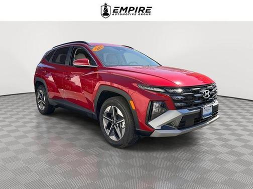 Red 2025 Hyundai TUCSON SEL Convenience