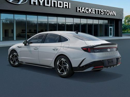 2026 Hyundai SONATA SEL