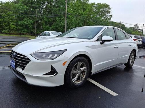 2022 Hyundai SONATA SE