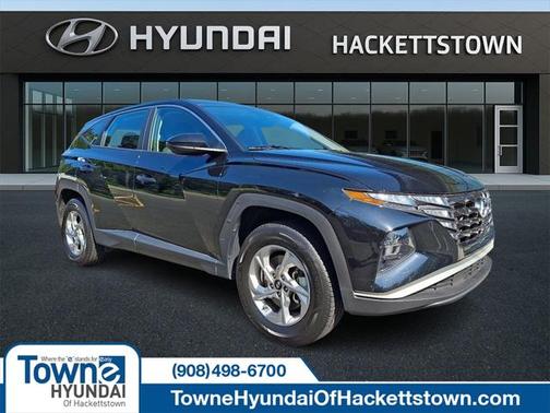 2023 Hyundai TUCSON SE