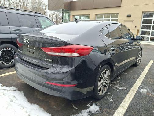 2017 Hyundai ELANTRA Limited