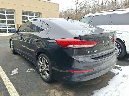 2017 Hyundai ELANTRA Limited