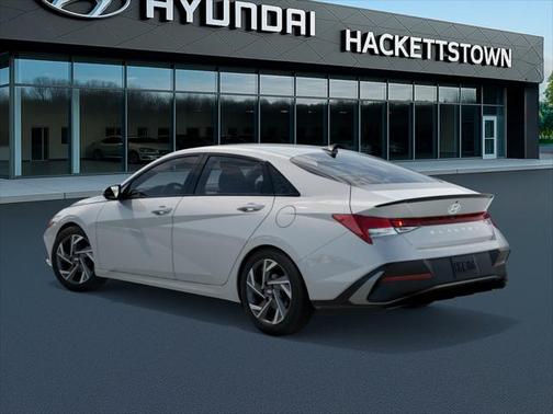 2025 Hyundai ELANTRA Sport