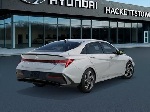 2025 Hyundai ELANTRA Sport